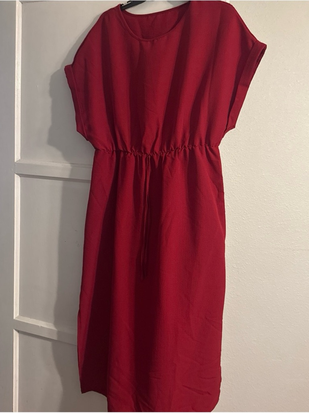 Elegant Red Midi Dress with Drawstring Waist
